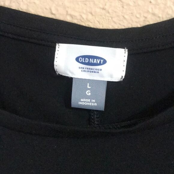 Old Navy Top NWT  - Picture 2 of 4